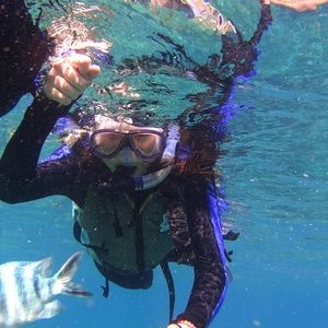 Meet your Posher, Yi